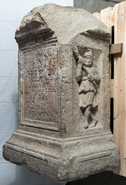 Altar of Flavius Verecundus from Carnuntum