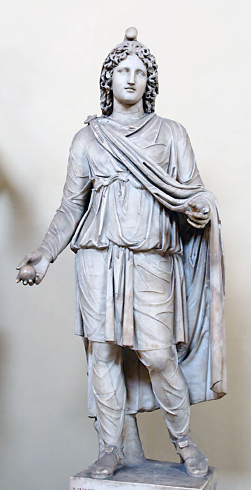 Estatua de Mitra o de un adepto del culto mitriaco.