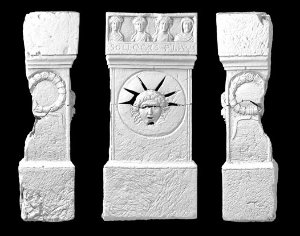 Altar with openwork of Inveresk