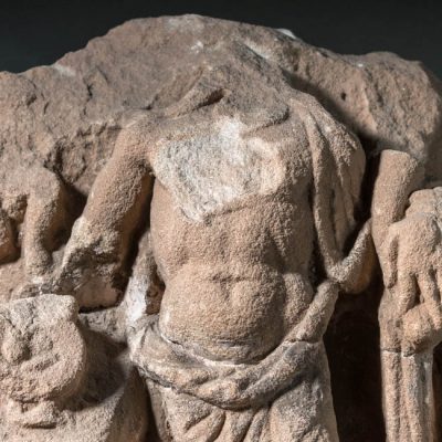 Male figure with offerings from Dieburg