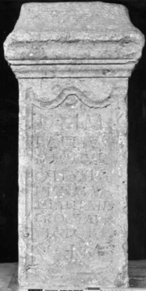 Altar of Aquileia to the brave god Mithras