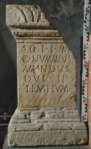 Altar of Nummius Amandus from Alba Iulia