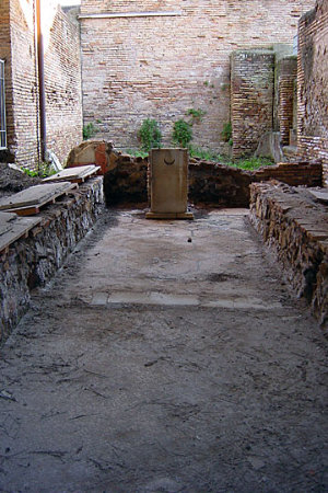 Mitreo di Lucrezio Menandro