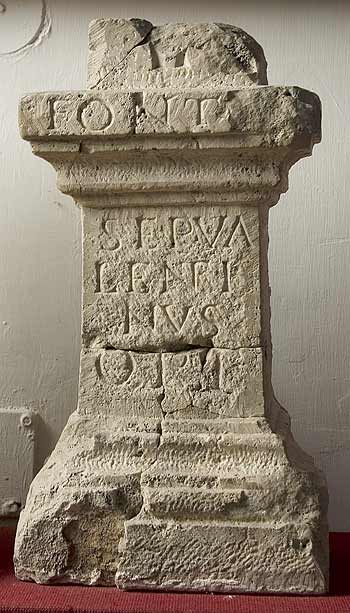 Altar for Fons Dei.