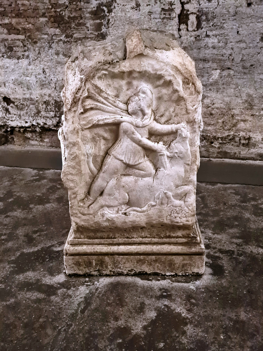 Main altar with Tauroctony from the San Clemente Mithraeum. Main altar with Tauroctony from the San Clemente Mithraeum.