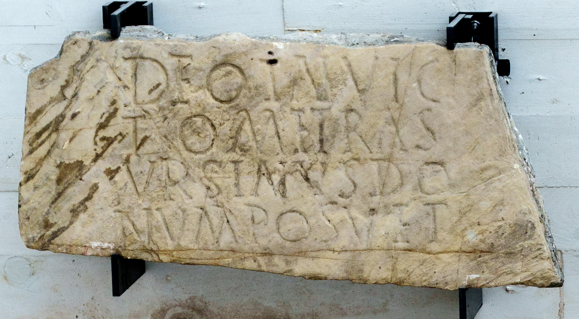 Limestone slab found in St. Urban.