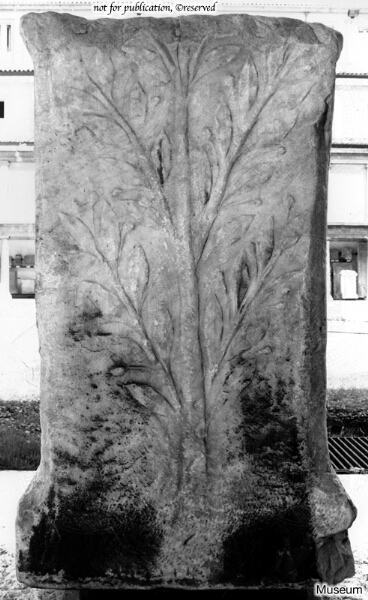 Altar of Mnester and Philetus, back