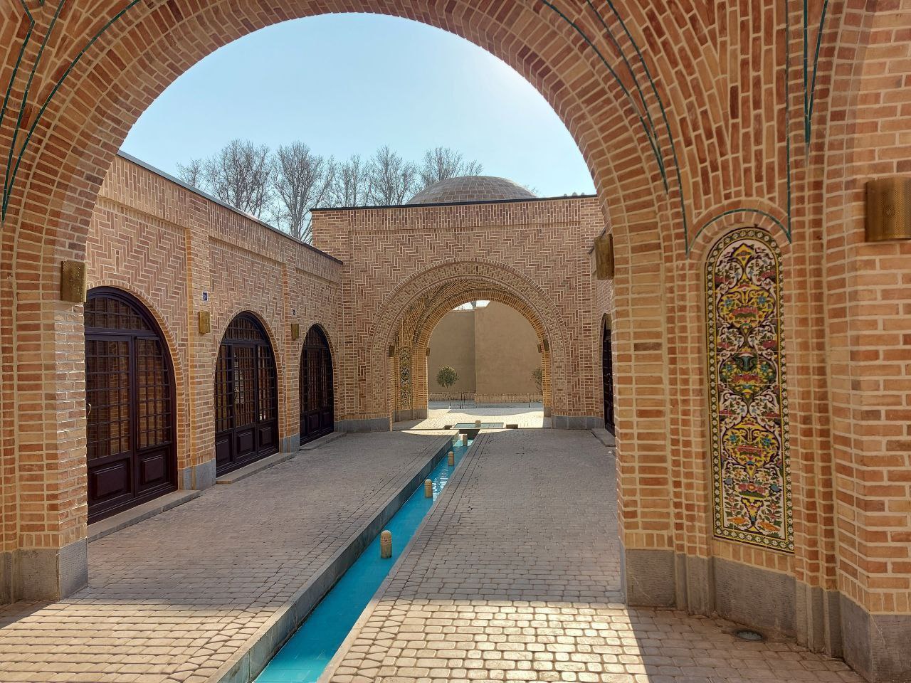 🔘 Traditional architecture of Iran.